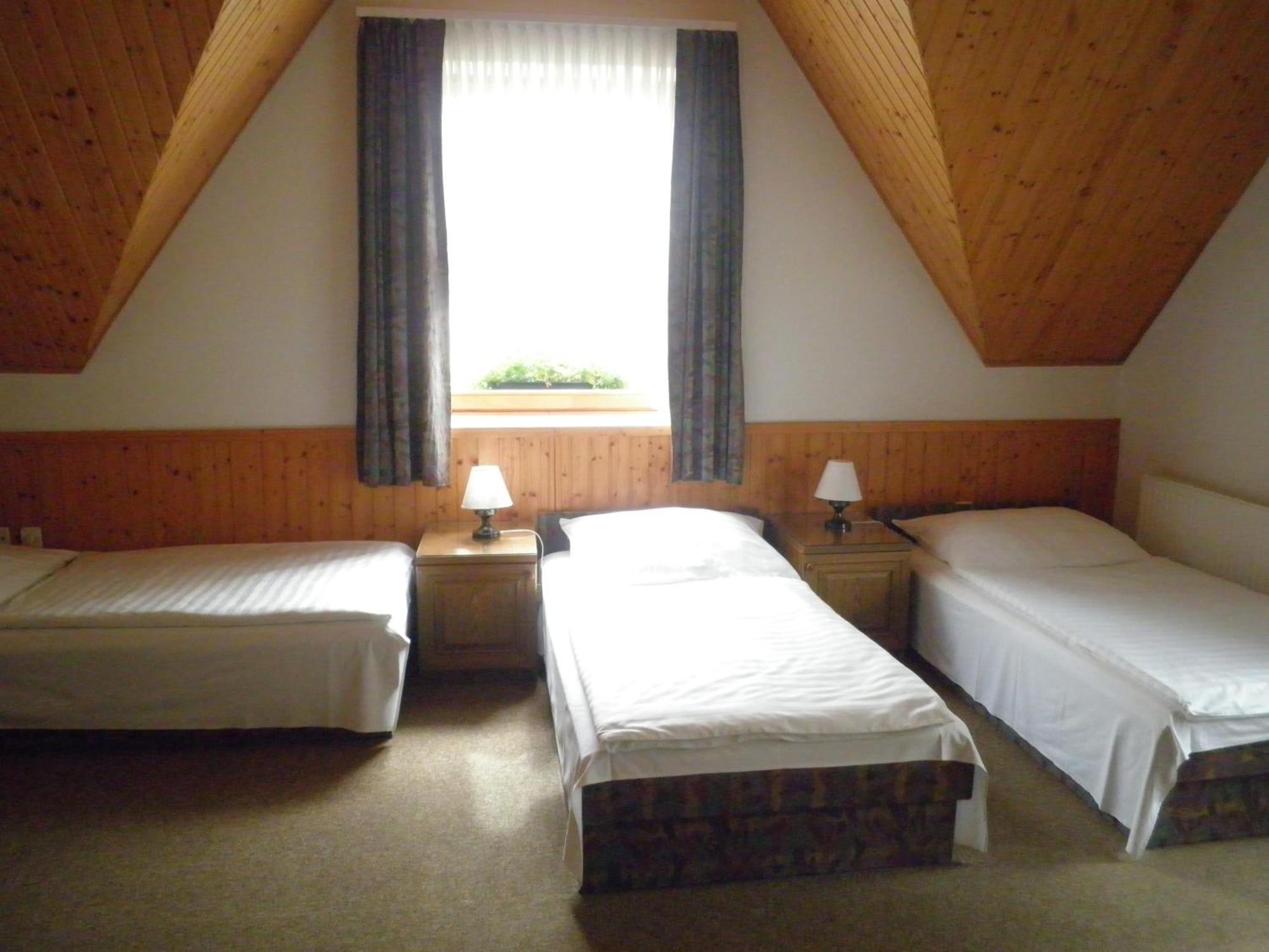 Gruendner Vendeghaz Bed and Breakfast Siófok Eksteriør billede